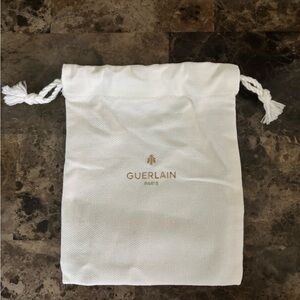 Guerlain Paris Pouch Small White/Gold Logo Drawstring 6x5” Cosmetic Dust Bag New